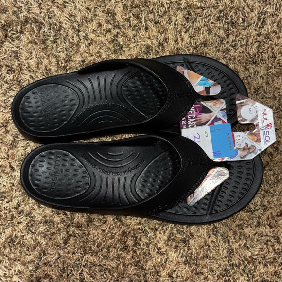 NUUSOL Cascade Flip Flops Mens 13 Black Thong Sandals Float American Made main image 5